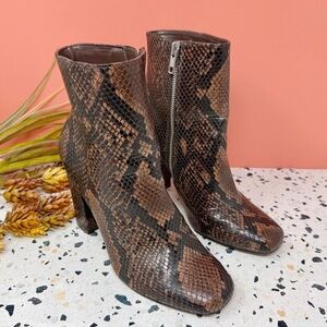 Steve Madden Brown Pixie Midi Women’s Block Almond Toe Boots Sz 8